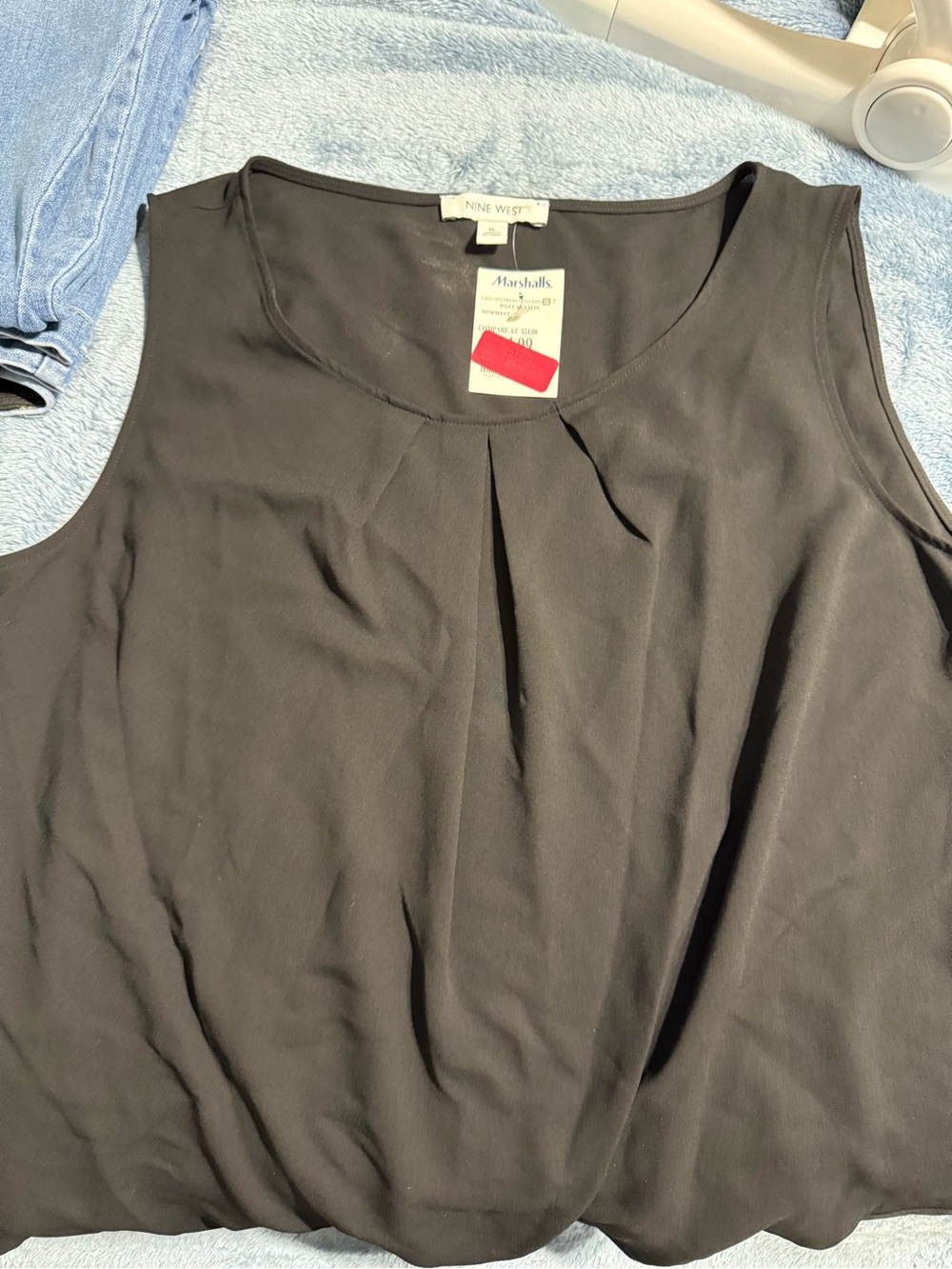 Nine West Black Pleated Sleeveless Camisole
